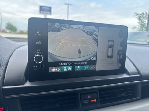 Used 2024 Honda Pilot Elite image 15