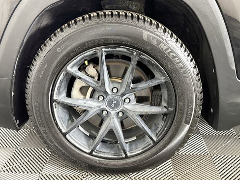 Used 2018 GMC Terrain SLE image 37