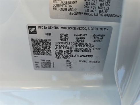 New 2026 GMC Sierra 1500 SLT image 31