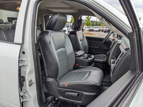 Used 2022 RAM 1500 Tradesman w/ Chrome Appearance Group AWD/4WD image 41