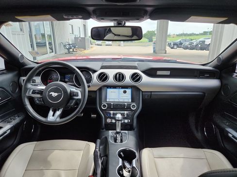 Used 2018 Ford Mustang Premium RWD image 12
