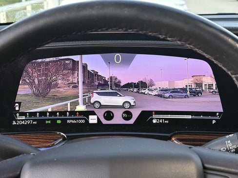 Used 2022 Cadillac Escalade ESV Luxury image 9