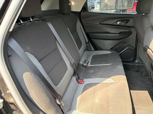 Used 2022 Chevrolet TrailBlazer LT w/ Convenience Package AWD/4WD image 14