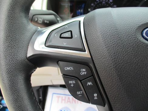 Used 2020 Ford Edge Titanium w/ Equipment Group 301A FWD image 14