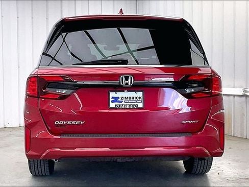 Certified 2025 Honda Odyssey Sport-L image 4