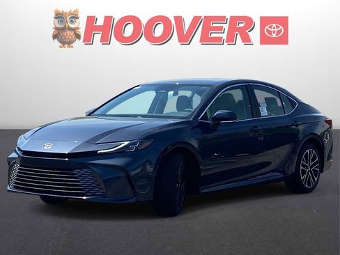 New 2026 Toyota Camry XLE FWD image 5