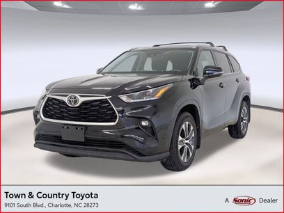 Used 2021 Toyota Highlander XLE