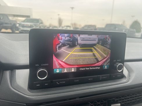 Used 2024 Honda Accord EX image 12