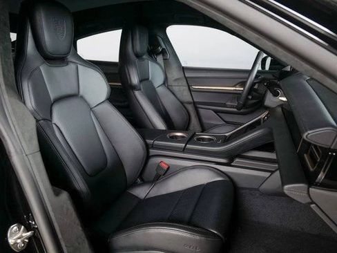 New 2026 Porsche Taycan GTS AWD/4WD image 13
