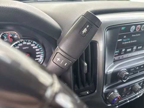 Certified 2018 Chevrolet Silverado 1500 LT w/ All Star Edition AWD/4WD image 18
