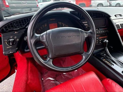 Used 1992 Chevrolet Corvette Base image 10