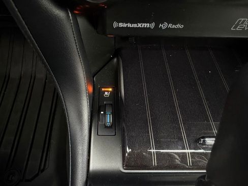 Used 2023 Lexus GX 460 Premium w/ Premium Plus Package AWD/4WD image 21