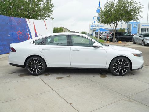 New 2026 Honda Accord Touring image 4
