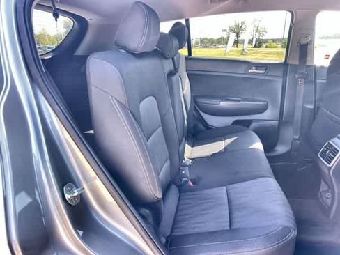 Used 2021 Kia Sportage LX FWD image 14