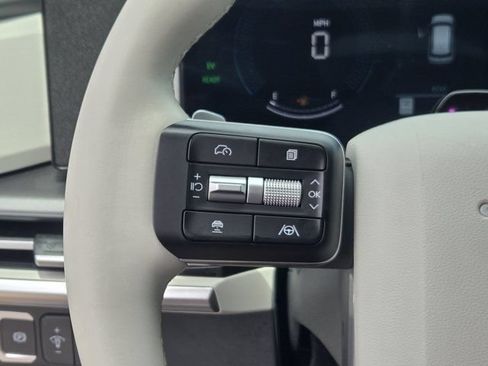 Certified 2026 Hyundai Santa Fe SEL FWD image 27