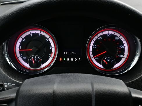 Used 2019 Dodge Grand Caravan SE w/ UConnect Hands-Free Group FWD image 21