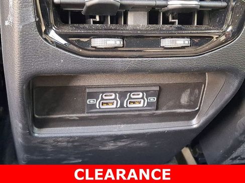 Used 2023 Jeep Grand Cherokee Laredo w/ Trailer Tow Prep Group (B) AWD/4WD image 11