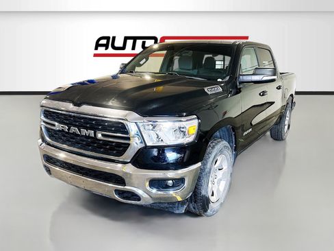 Used 2022 RAM 1500 4x4 Crew Cab image 3
