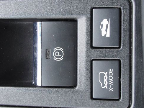 Used 2018 Subaru Outback 2.5i Limited w/ Popular Package #2 image 30