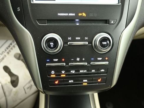 Used 2017 Lincoln MKC Select w/ Select Plus Package image 18