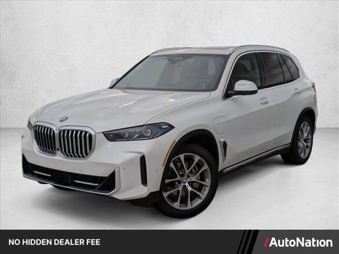 Used 2026 BMW X5 xDrive50e AWD/4WD image 1