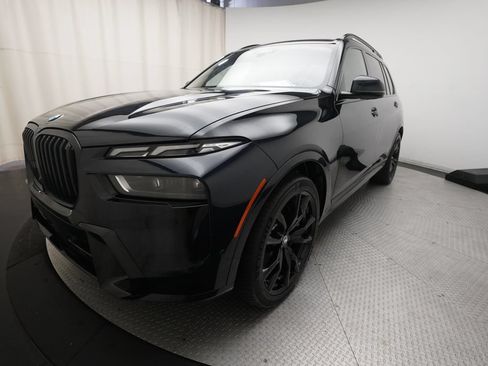 Used 2023 BMW X7 xDrive40i w/ Executive Package AWD/4WD image 12
