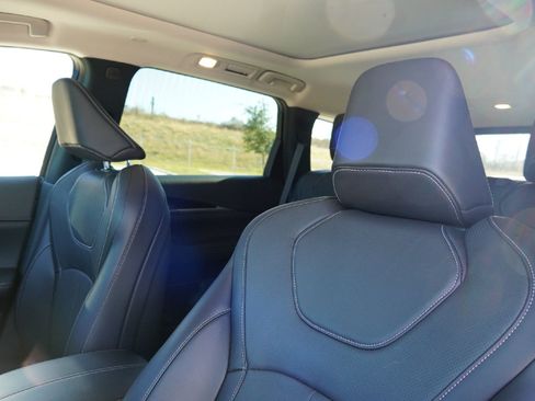 Certified 2025 INFINITI QX60 Pure image 10