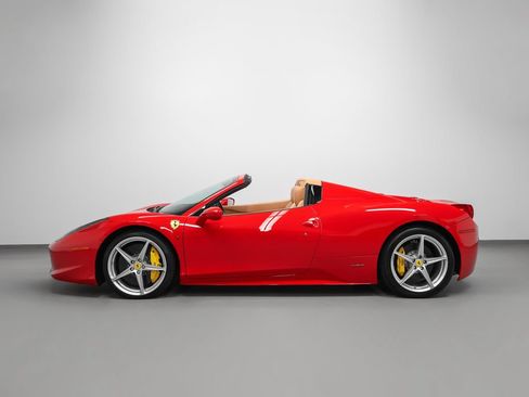 Certified 2012 Ferrari 458 Spider RWD image 61