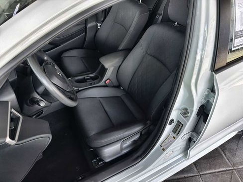 Used 2024 Toyota Corolla LE FWD image 11