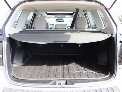 Used 2015 Subaru Forester 2.5i Premium w/ All-Weather Package image 15