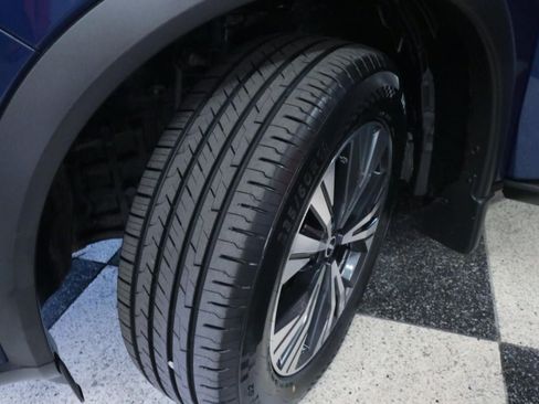 Used 2022 Nissan Rogue SV w/ SV Premium Package FWD image 11