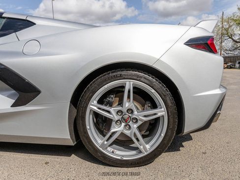 Used 2020 Chevrolet Corvette Stingray Preferred Cpe w/ 2LT Preferred Equipment Group RWD image 5