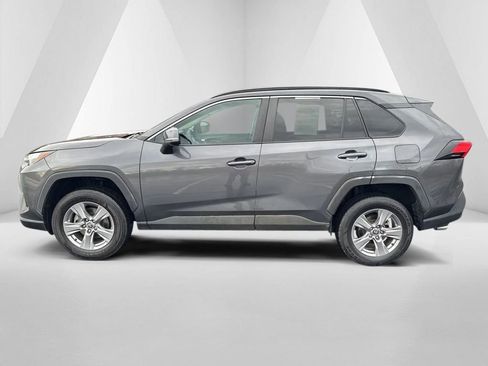 Used 2022 Toyota RAV4 XLE image 8