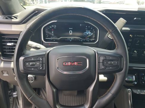 Used 2024 GMC Sierra 3500 AT4 w/ AT4 Premium Plus Package AWD/4WD image 11