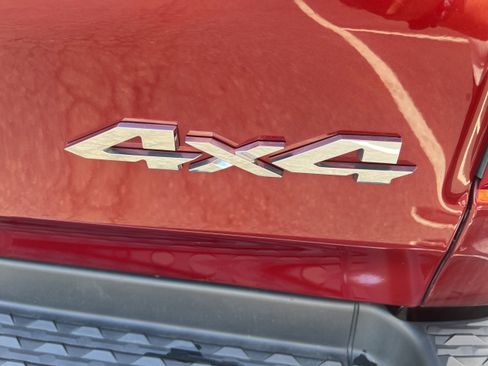Used 2019 RAM 1500 Big Horn AWD/4WD image 11