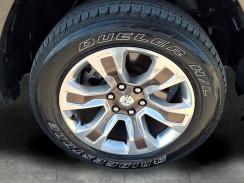 Used 2019 RAM 1500 Limited AWD/4WD image 9