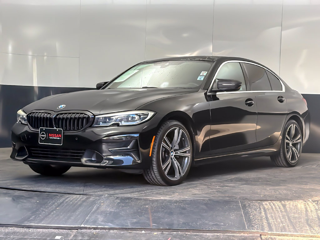 Used 2022 BMW 330i Sedan w/ Driving Assistance Package RWD image 7