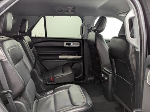 Used 2022 Ford Explorer Limited AWD/4WD image 22