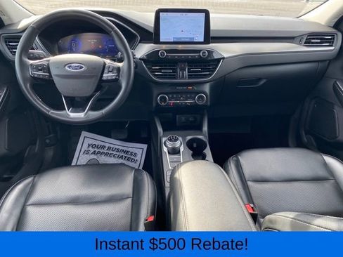 Used 2022 Ford Escape Titanium image 6