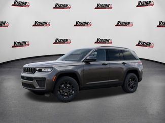 New 2026 Jeep Grand Cherokee Altitude AWD/4WD video 2