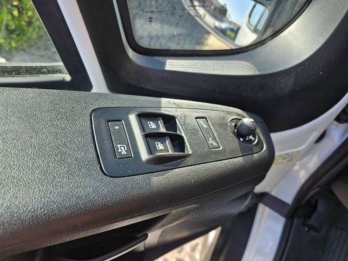 Used 2023 RAM ProMaster 3500 w/ Fleet Safety Group FWD image 16