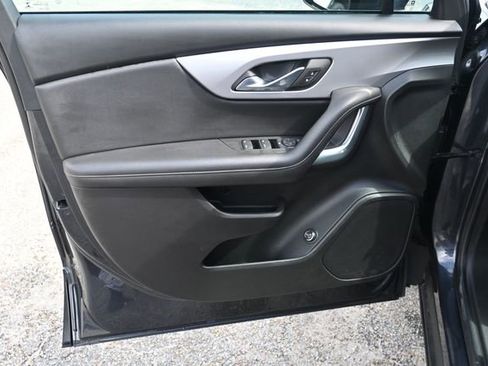 Used 2022 Chevrolet Blazer LT image 10