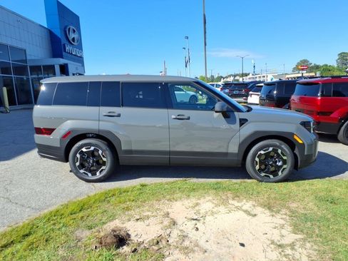 New 2025 Hyundai Santa Fe SE image 2