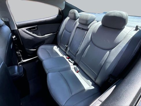 Used 2013 Hyundai Elantra Limited FWD image 19