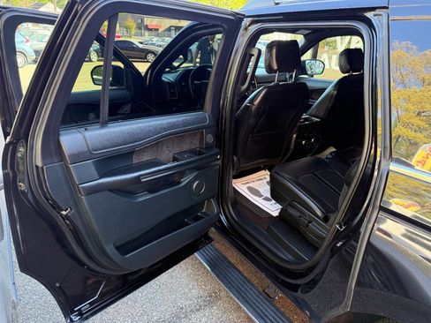 Used 2020 Ford Expedition Max Limited RWD image 13