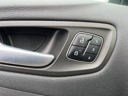 Certified 2018 Ford Escape Titanium w/ Ford Safe & Smart Package image 24