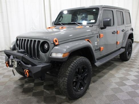 Used 2021 Jeep Wrangler Unlimited Sahara image 33