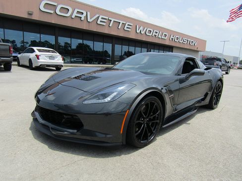 Used 2018 Chevrolet Corvette Grand Sport RWD image 1