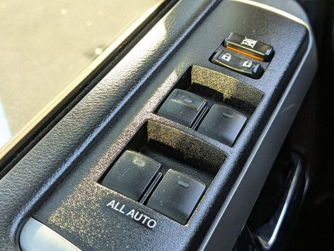 Used 2022 Toyota 4Runner SR5 Premium w/ Moonroof Package image 23