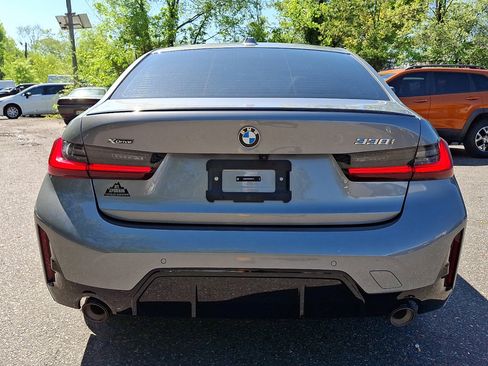 Used 2025 BMW 330i xDrive Sedan w/ M Sport Package AWD/4WD image 4